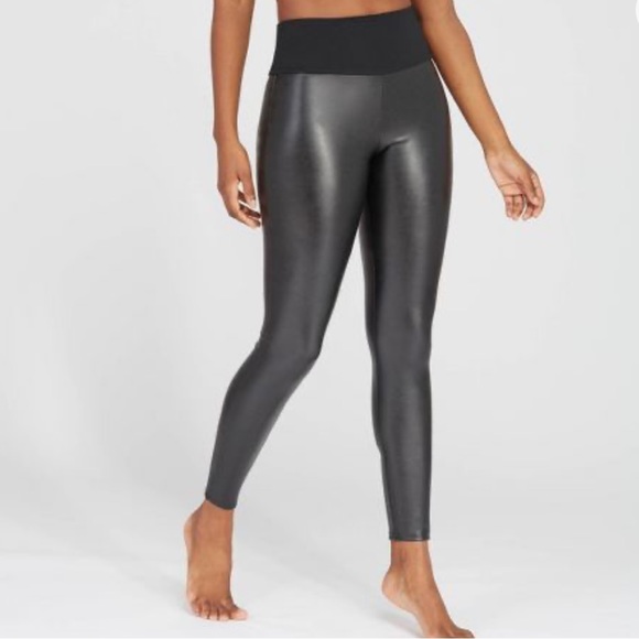 ASSETS by SPANX Women's All Over Faux Leather Leggings - Picture 5 of 7